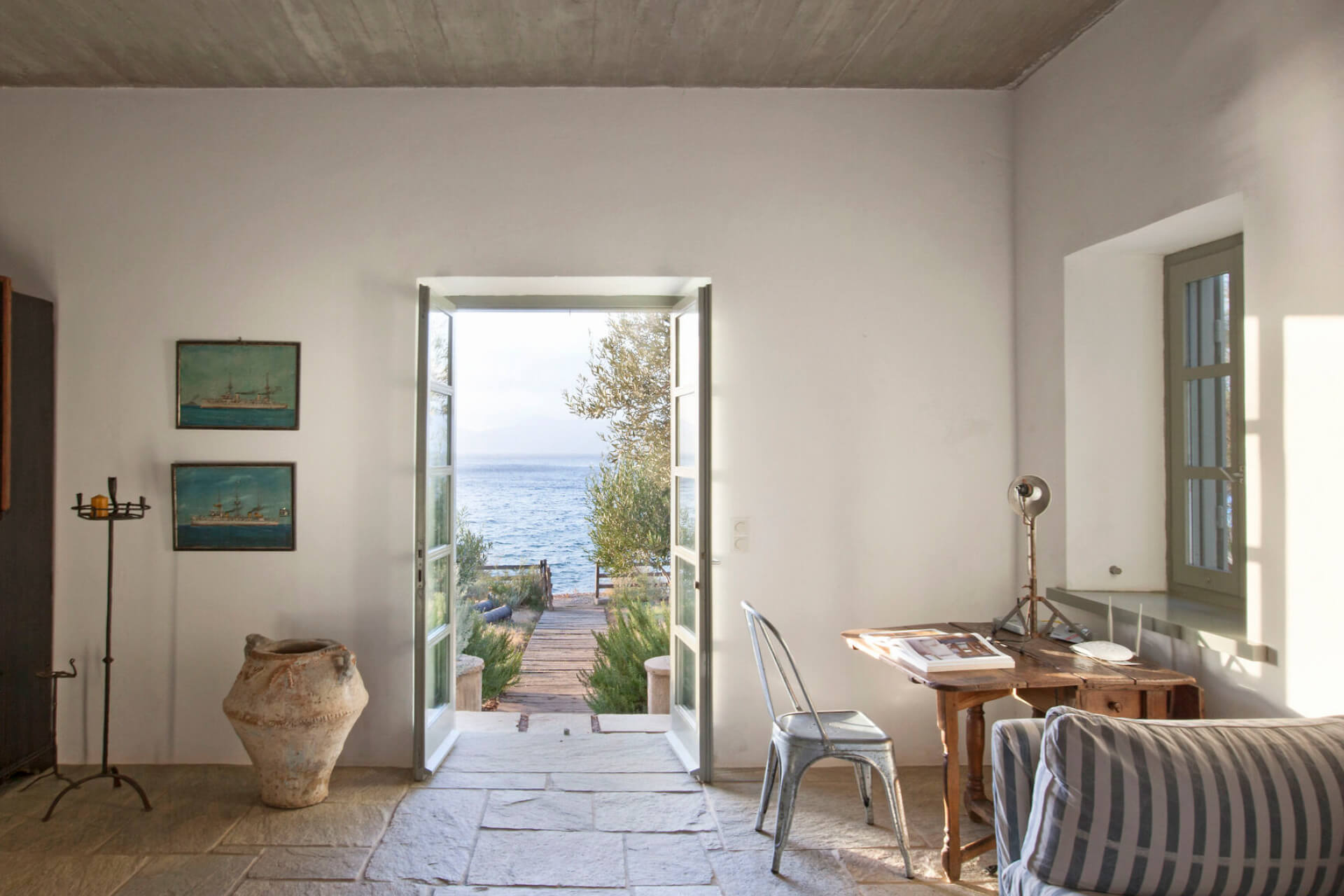 Villas for working from home in Greece